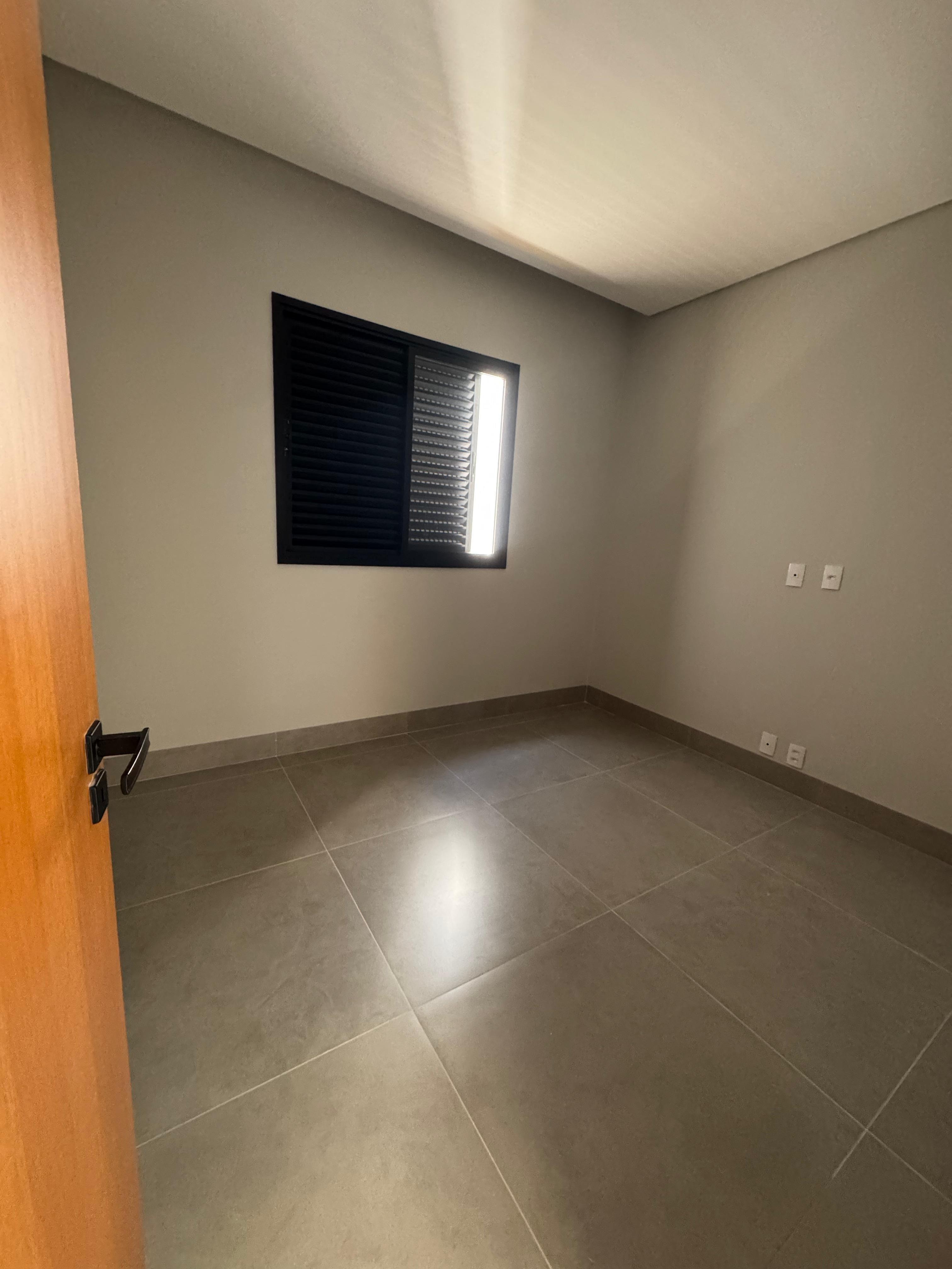Casa à venda em Jardim Europa, Uberlândia — foto 4