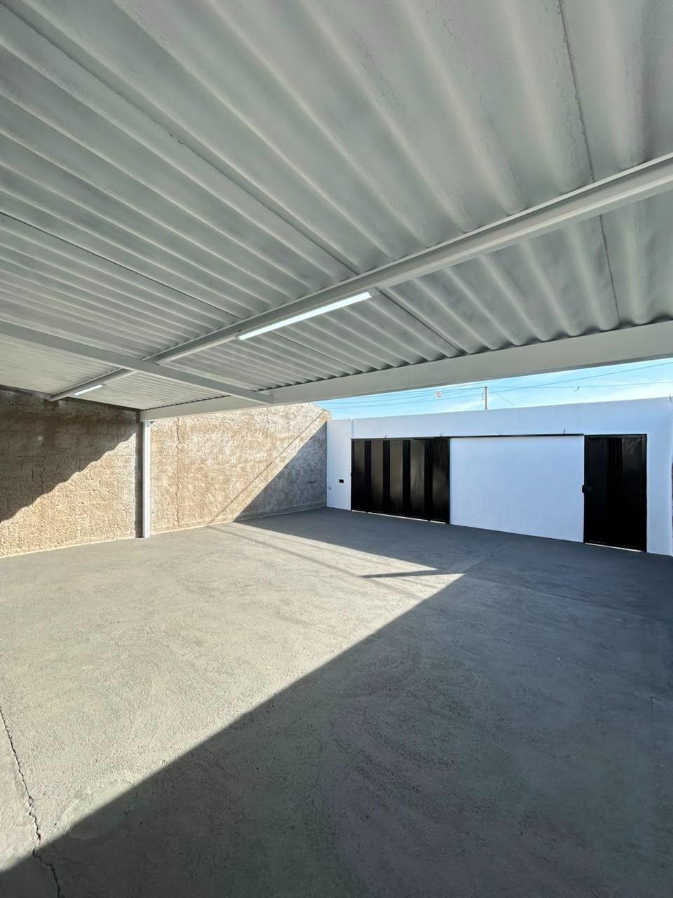 Casa à venda em Mansour III, Uberlândia — foto principal