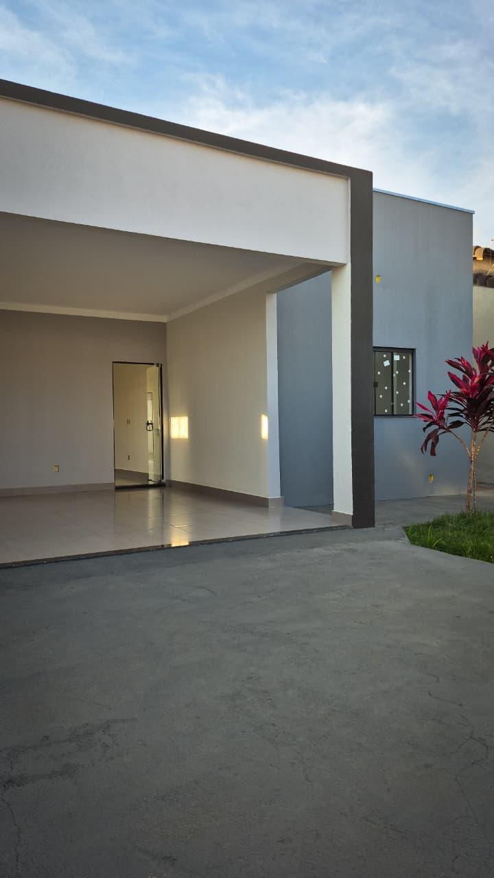 Casa à venda em Shopping Park, Uberlândia — foto principal
