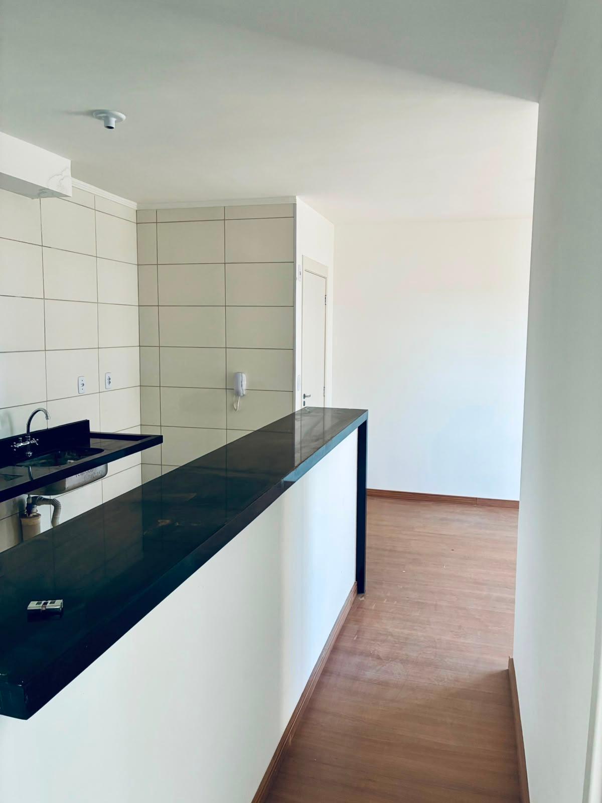 Apartamento à venda em Laranjeiras, Uberlândia — foto principal