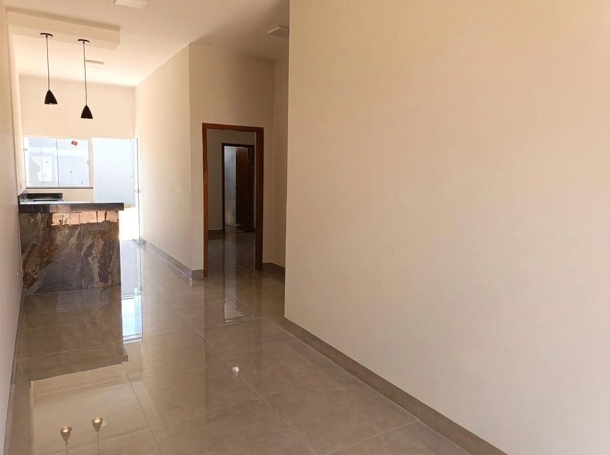 Casa à venda em Jardim Ipanema, Uberlândia — foto principal