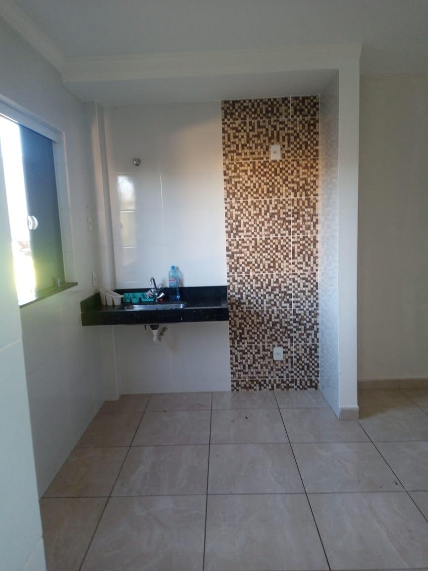 Apartamento à venda em Presidente Roosevelt, Uberlândia — foto principal
