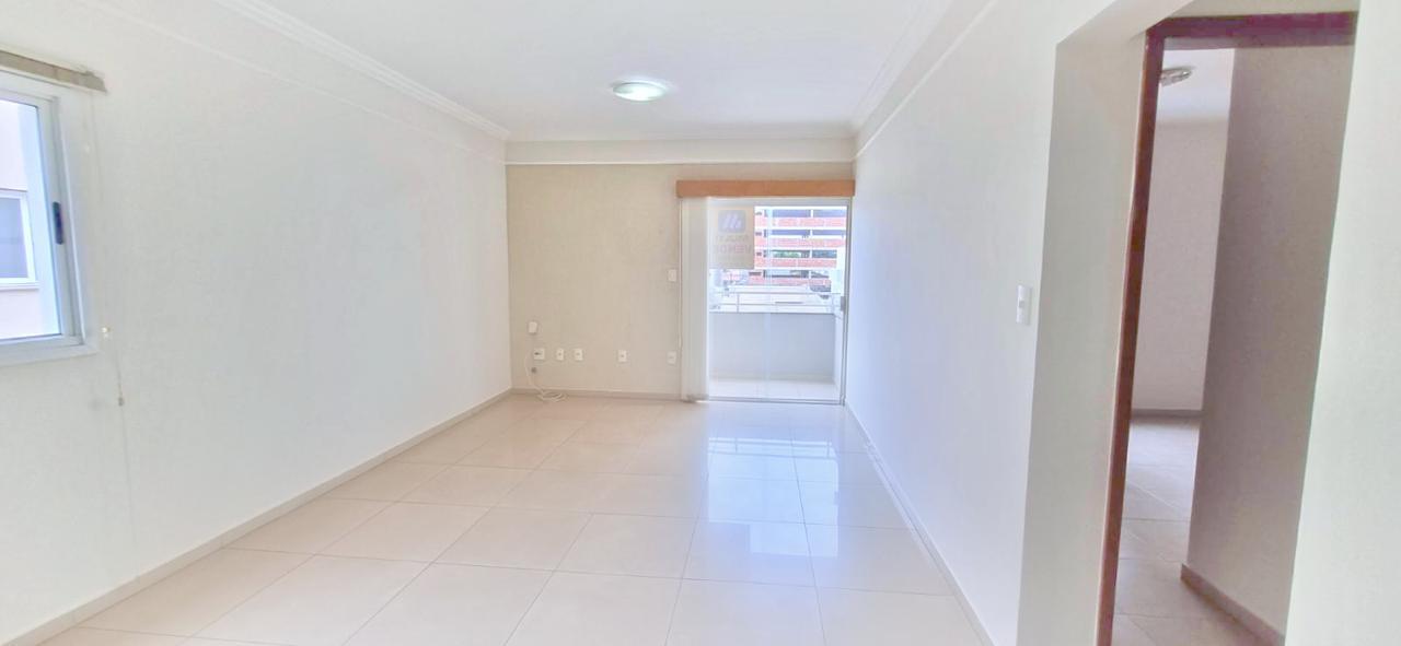 Apartamento à venda em Santa Mônica, Uberlândia — foto principal
