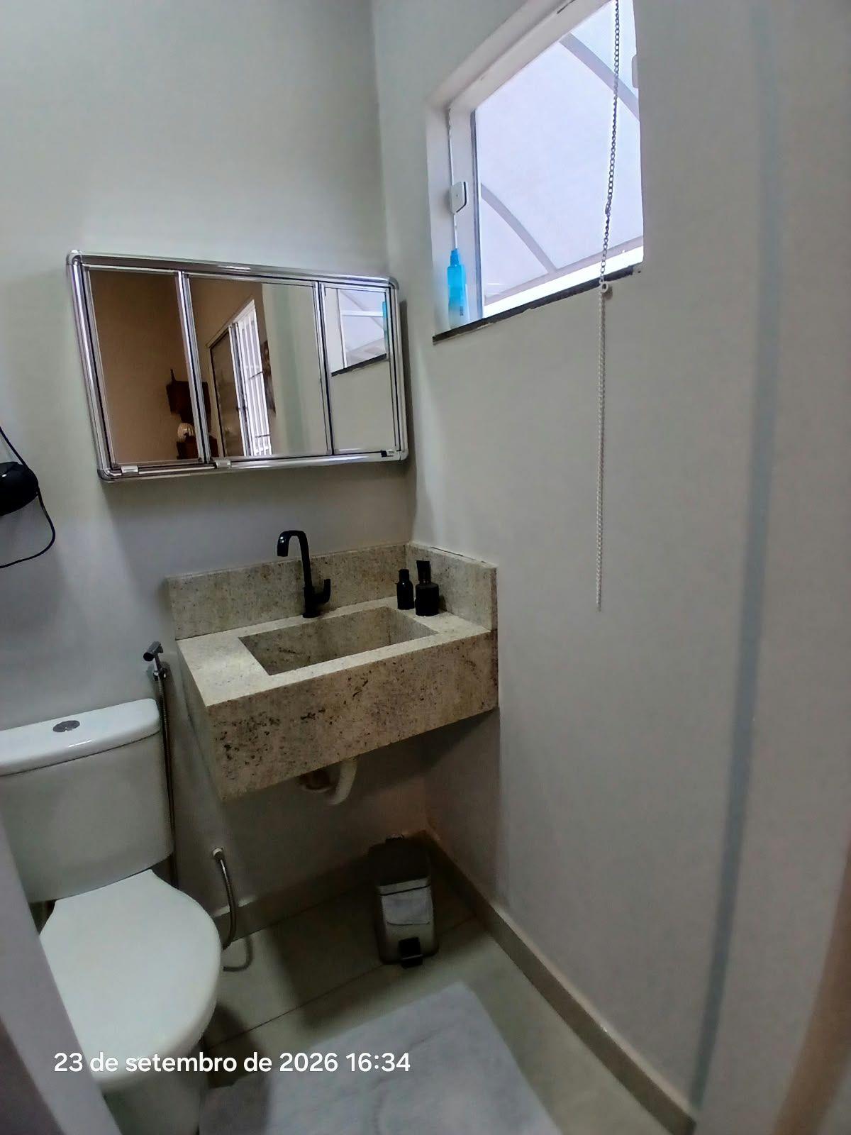 Casa à venda em Alto Umuarama, Uberlândia — foto 2