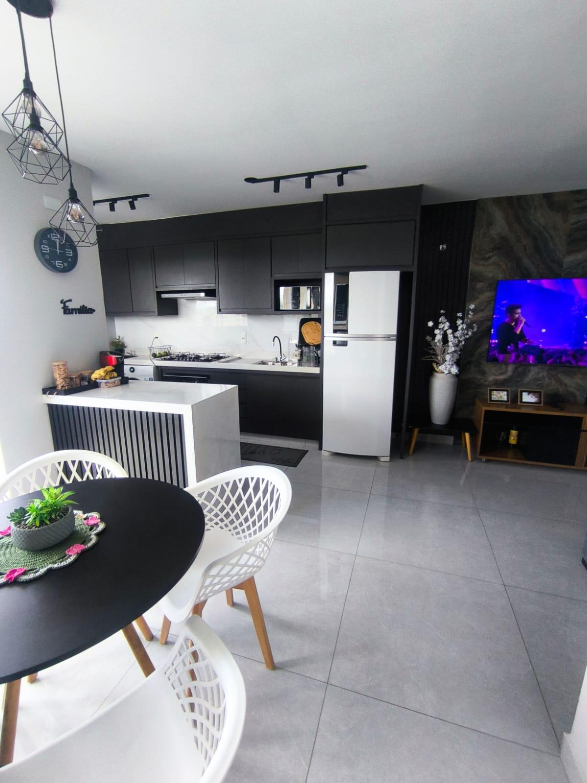 Apartamento à venda em Loteamento Portal do Vale II, Uberlândia — foto principal