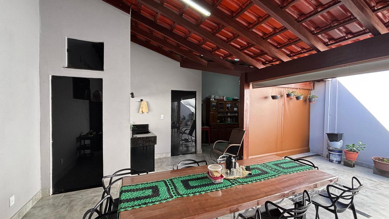 Casa à venda em Segismundo Pereira, Uberlândia — foto 2