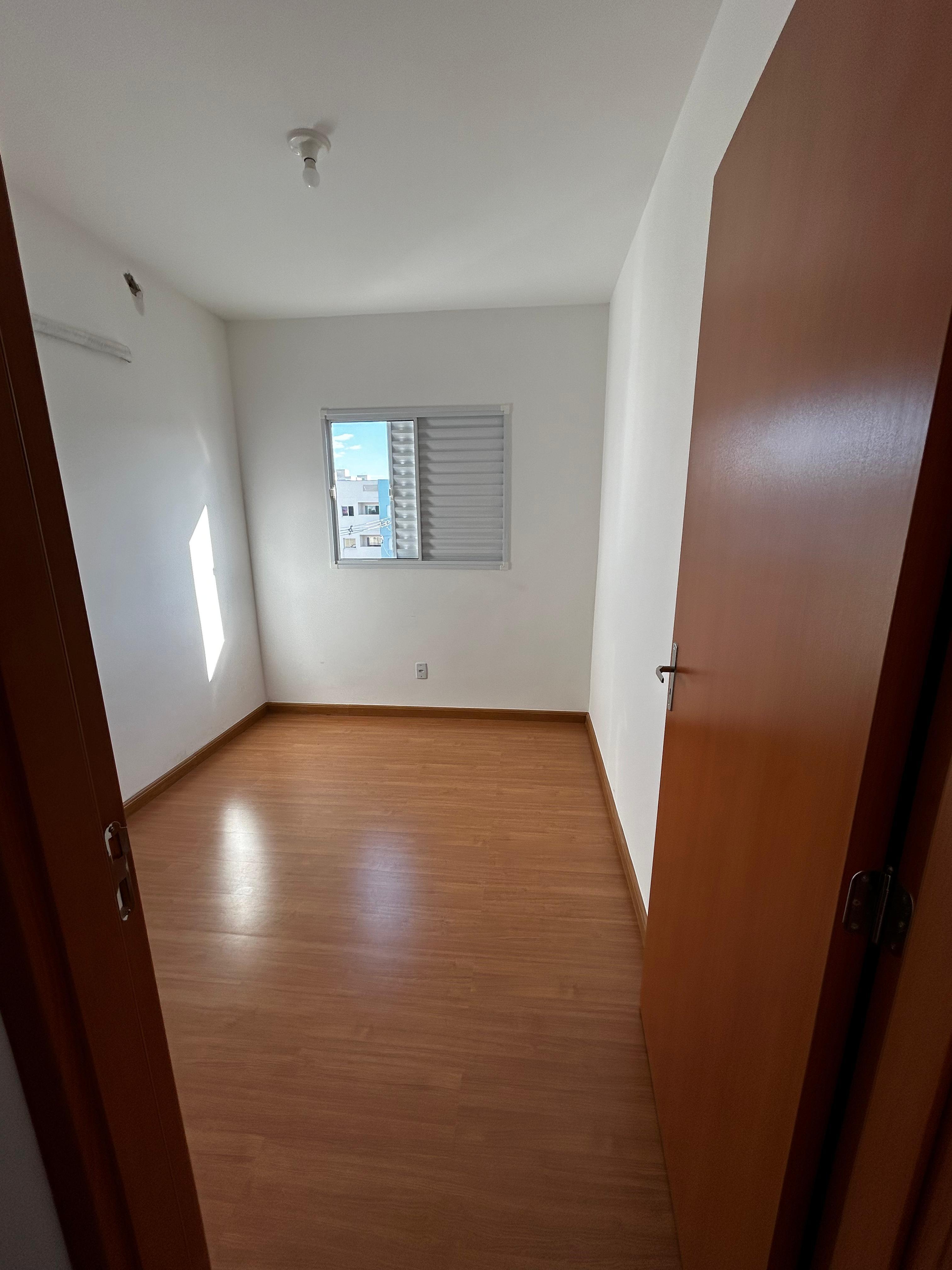 Apartamento à venda em Jardim Holanda, Uberlândia — foto 2
