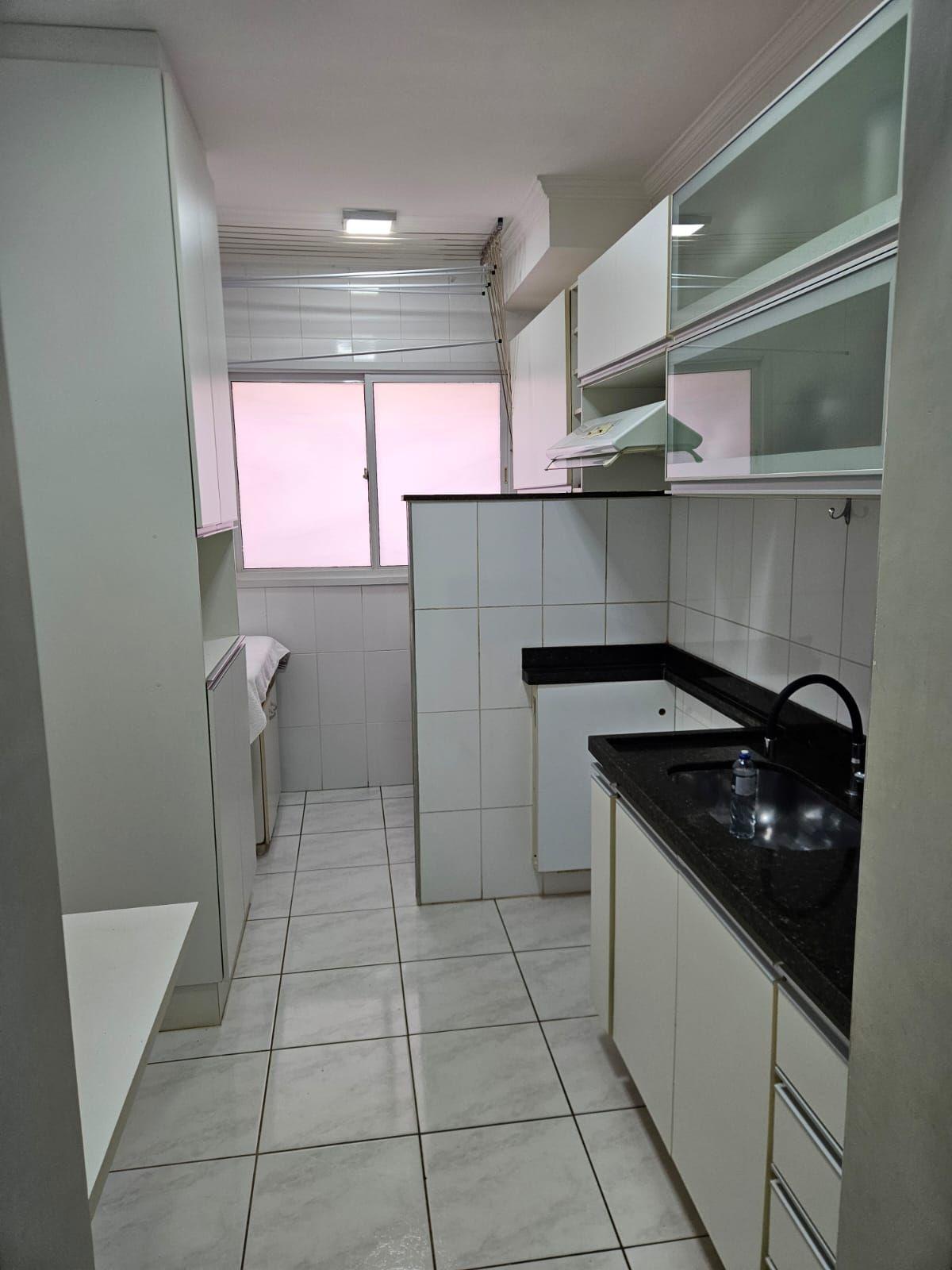 Apartamento à venda em Santa Mônica, Uberlândia — foto principal