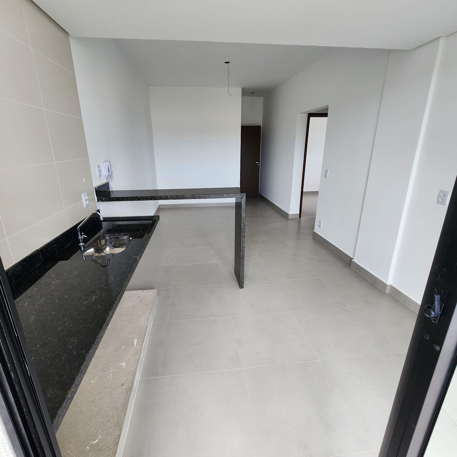 Apartamento à venda em Daniel Fonseca, Uberlândia — foto principal