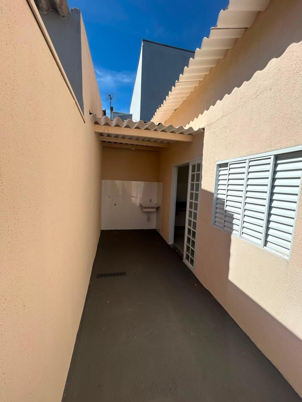 Casa à venda em Segismundo Pereira, Uberlândia — foto 2