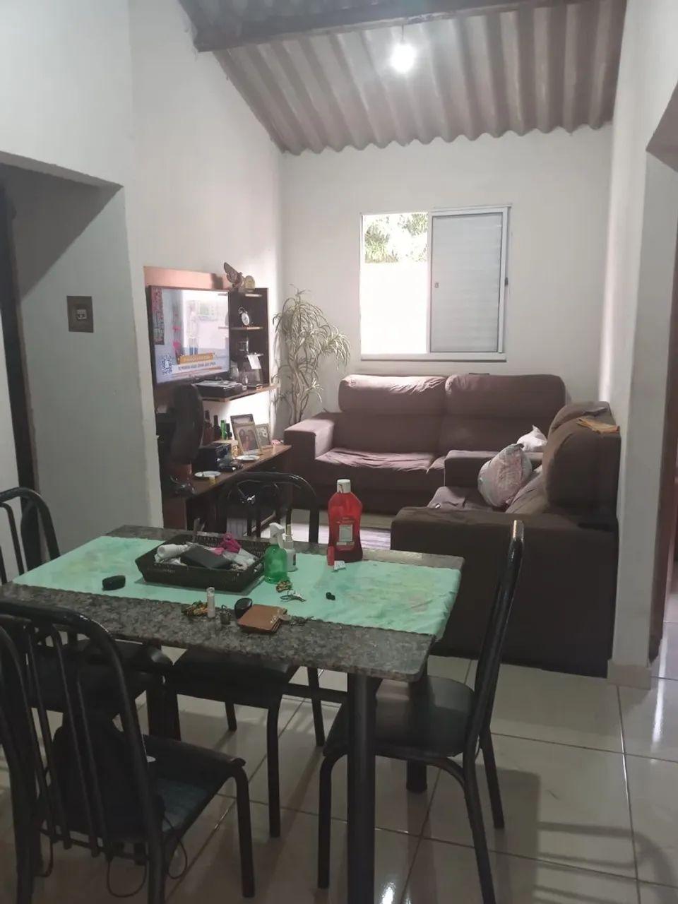 Casa à venda em Luizote de Freitas, Uberlândia — foto principal