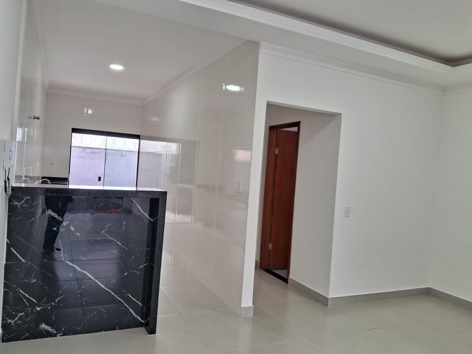 Casa à venda em Laranjeiras, Uberlândia — foto principal