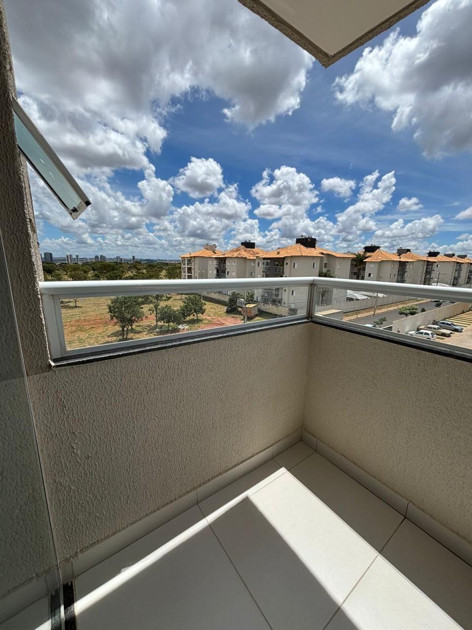 Apartamento à venda em Laranjeiras, Uberlândia — foto principal