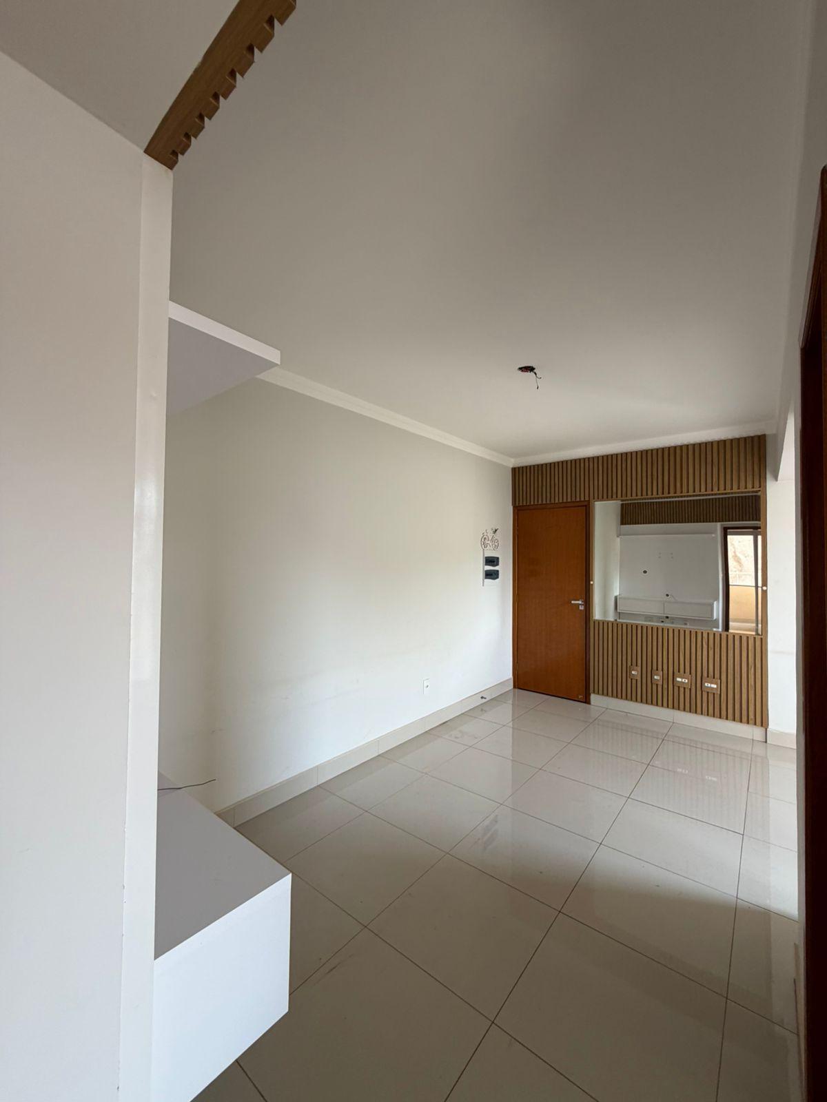 Apartamento à venda em Santa Mônica, Uberlândia — foto principal