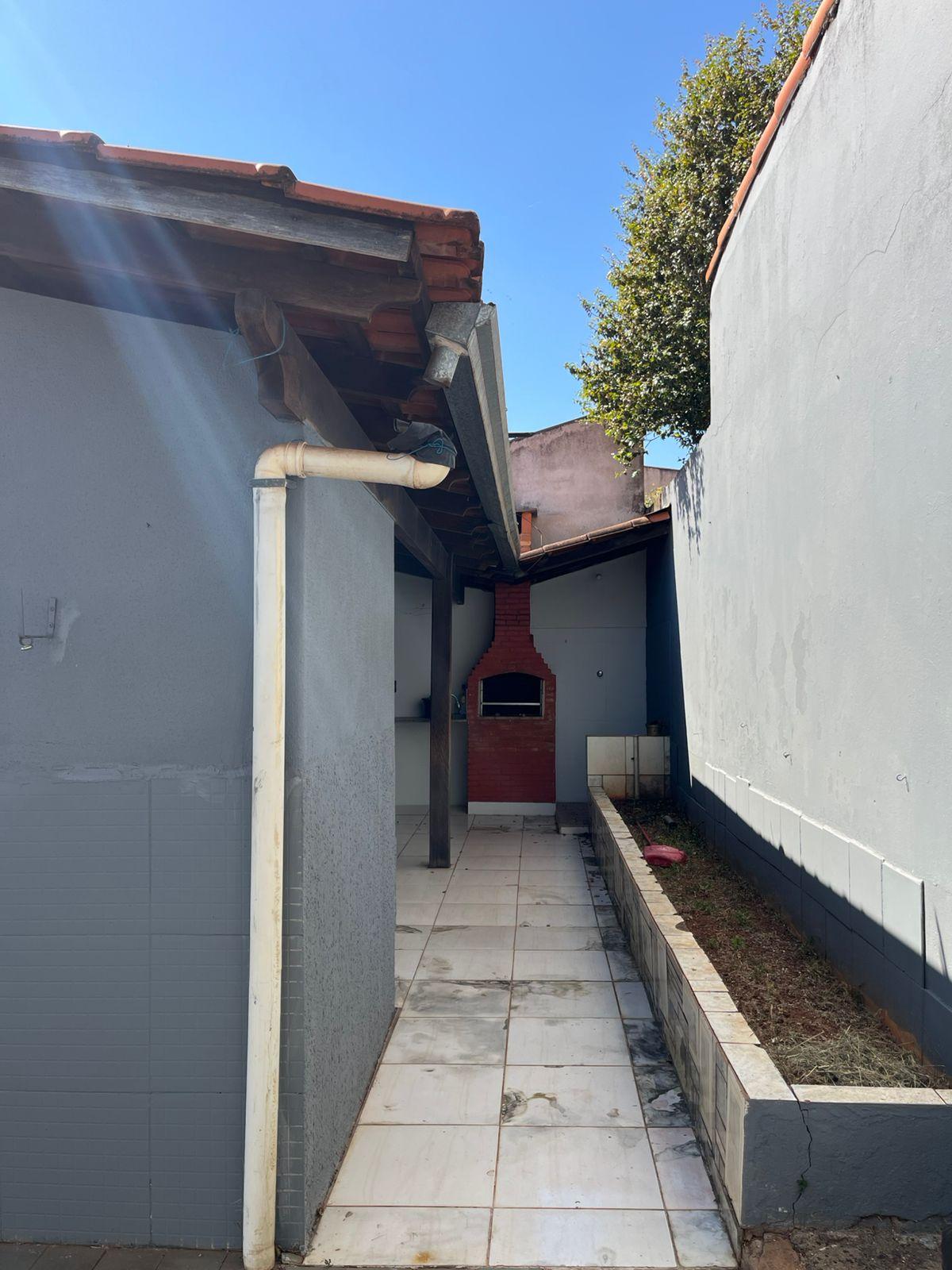 Casa à venda em Jardim das Palmeiras, Uberlândia — foto 2