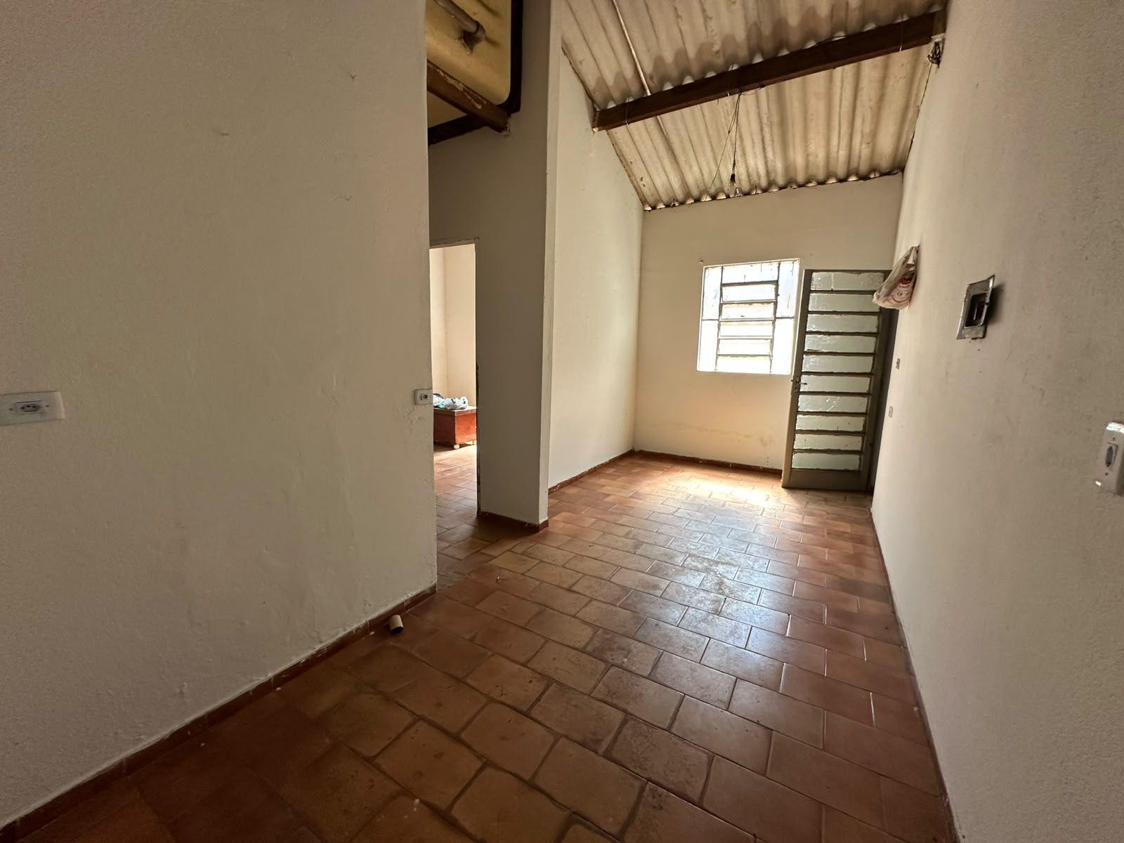 Casa à venda em Guarani, Uberlândia — foto principal