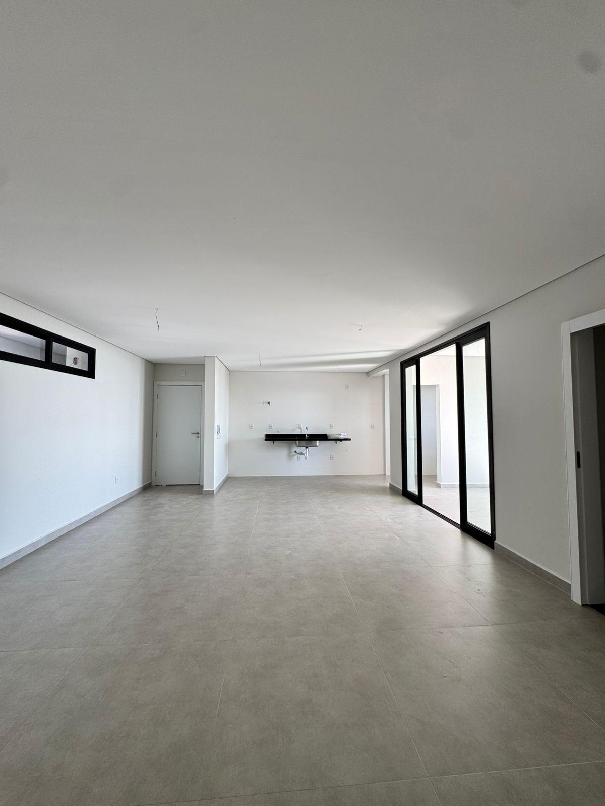 Apartamento à venda em Granja Marileusa, Uberlândia — foto principal