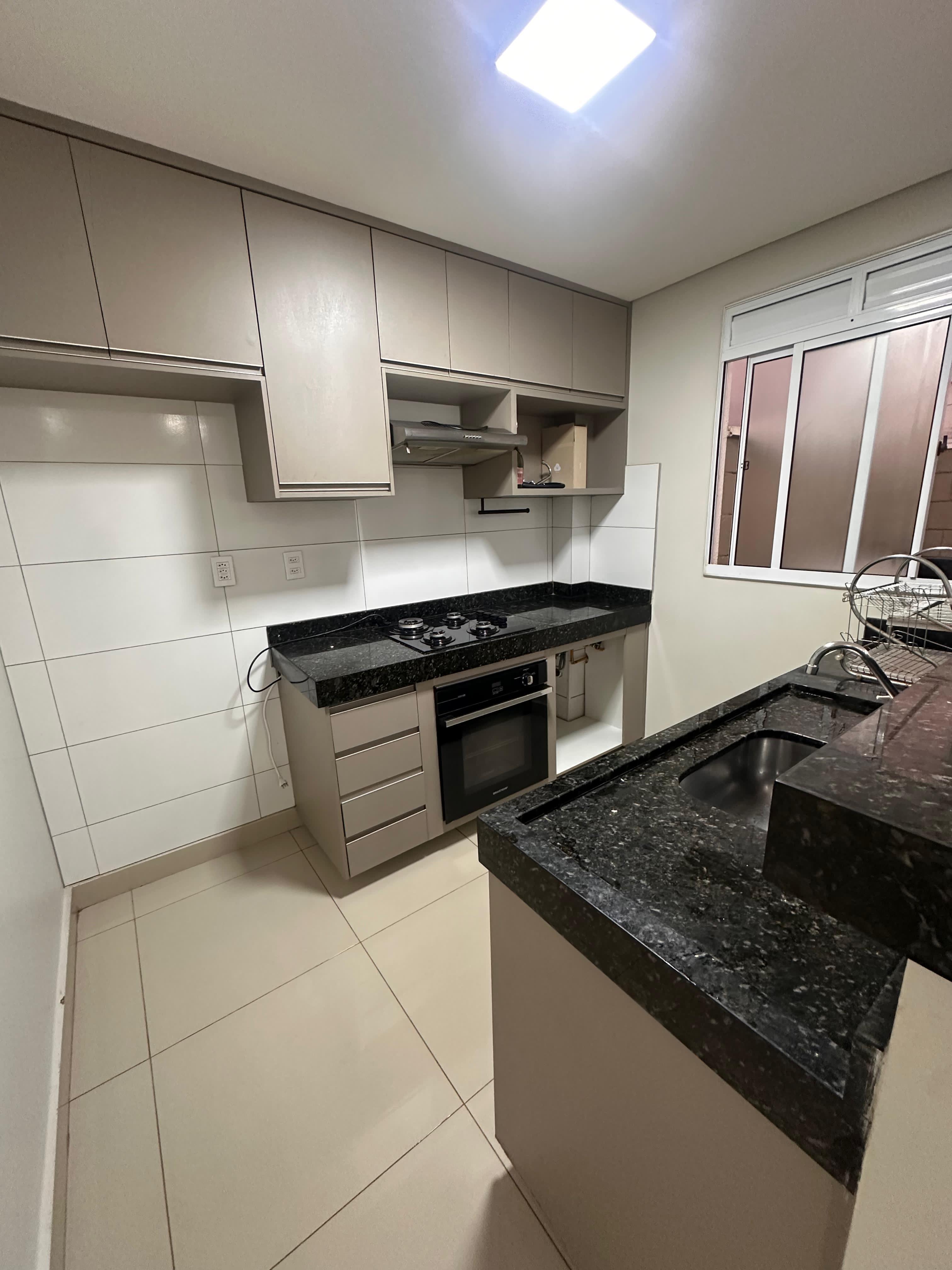 Apartamento à venda em Jardim Holanda, Uberlândia — foto principal
