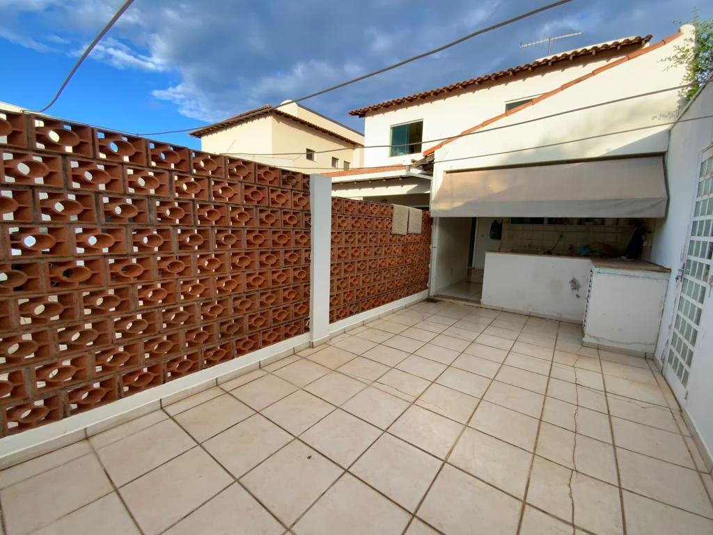 Casa à venda em Jardim Karaíba, Uberlândia — foto 2