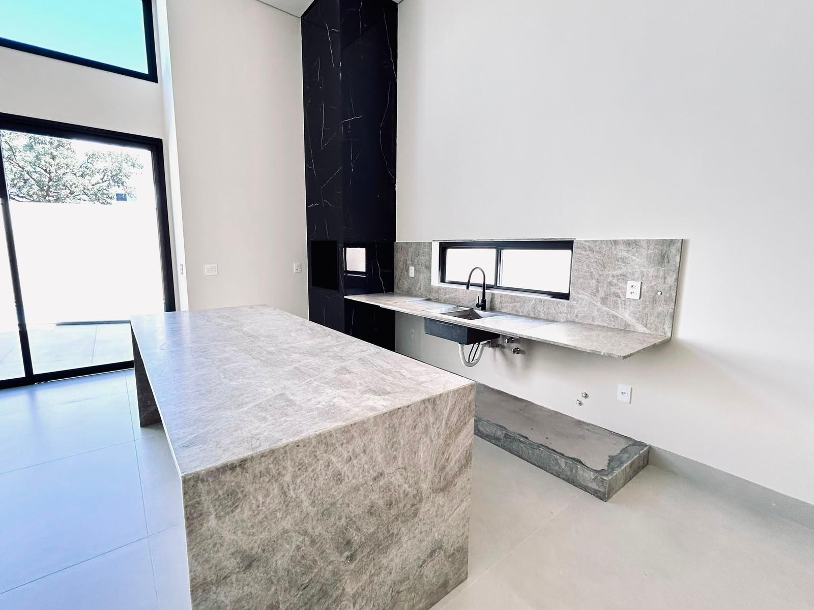 Casa à venda em Laranjeiras, Uberlândia — foto 4