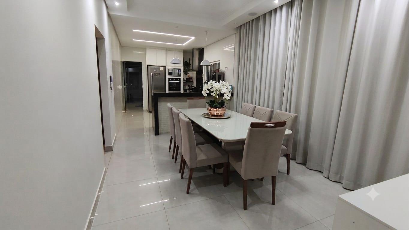 Casa à venda em Loteamento Portal do Vale II, Uberlândia — foto principal