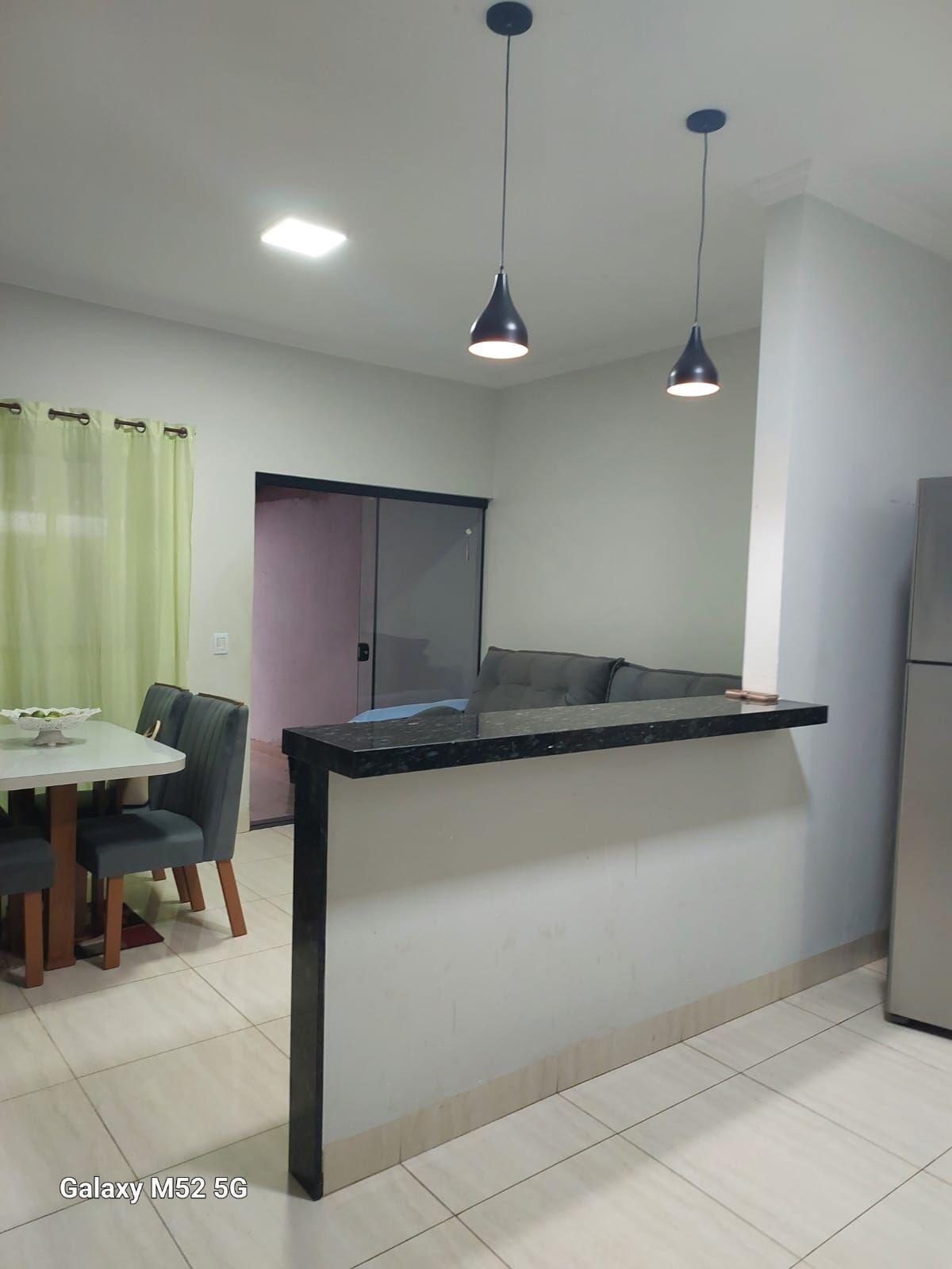 Casa à venda em Jardim Canaã, Uberlândia — foto principal