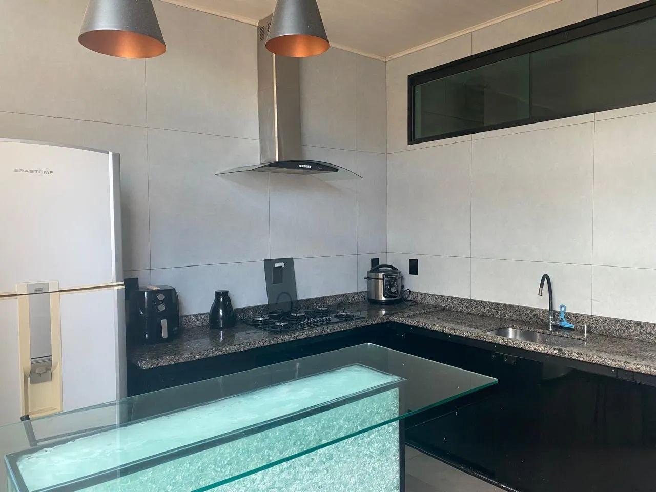 Casa à venda em São Jorge, Uberlândia — foto principal