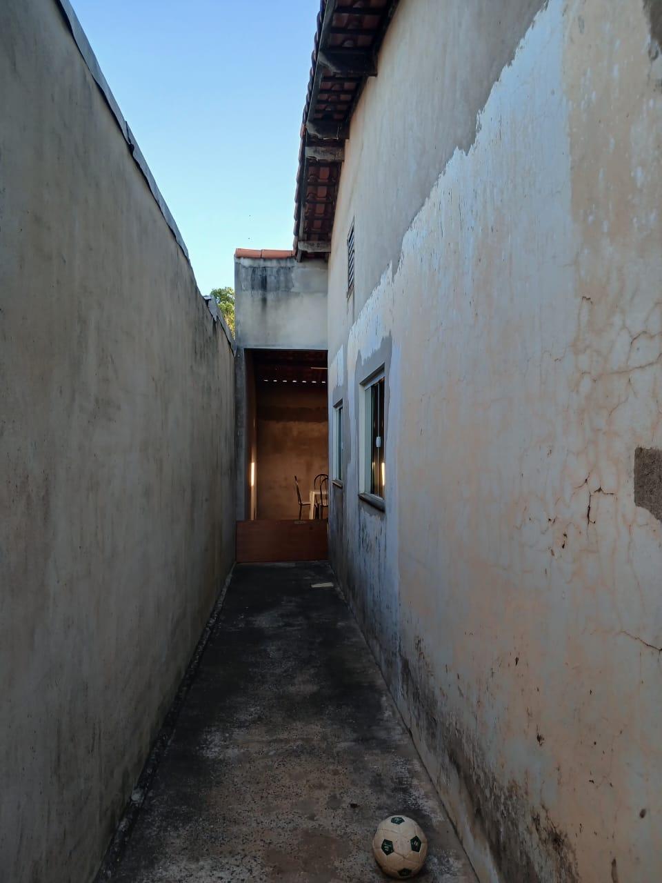 Casa à venda em Conjunto Alvorada, Uberlândia — foto principal