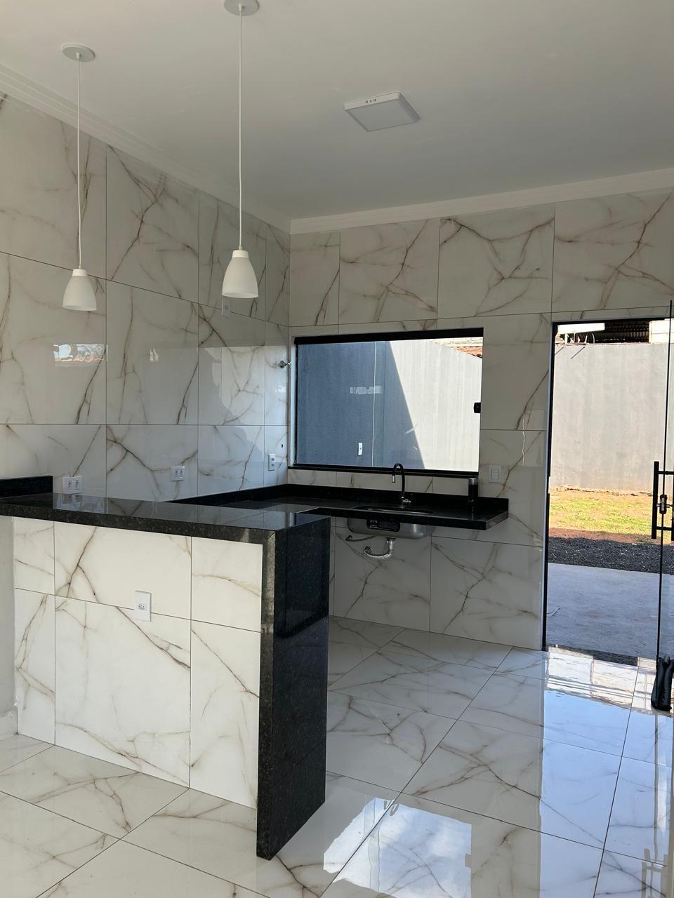 Casa à venda em Mansour, Uberlândia — foto principal