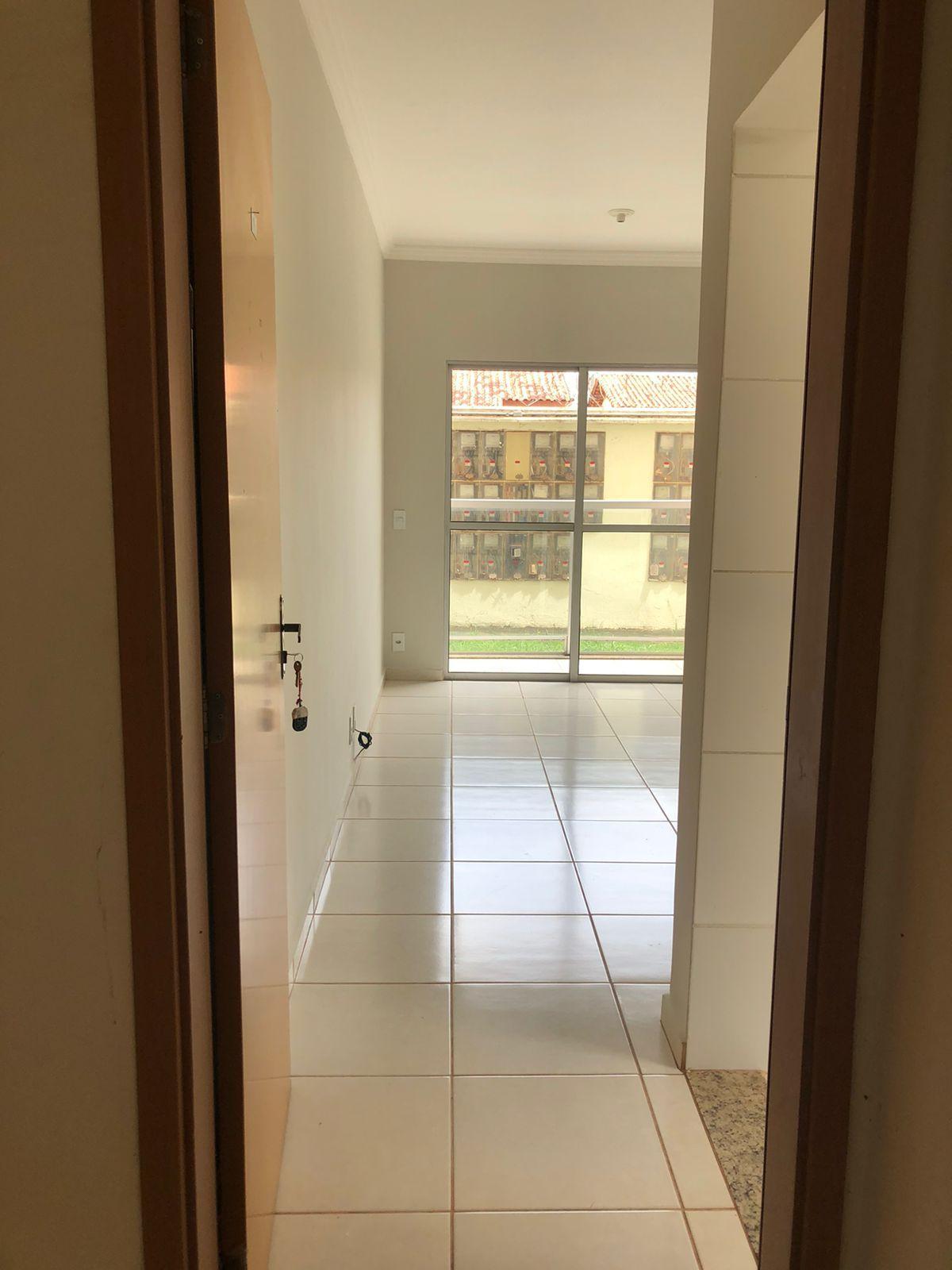 Apartamento à venda em Jardim Holanda, Uberlândia — foto principal
