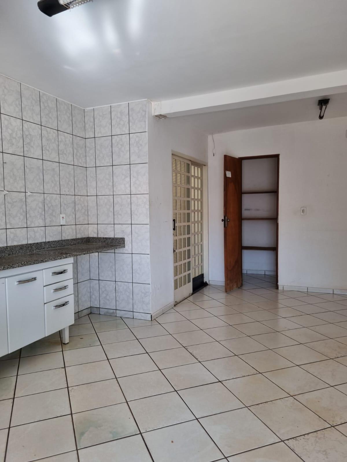 Casa à venda em Granada, Uberlândia — foto 4