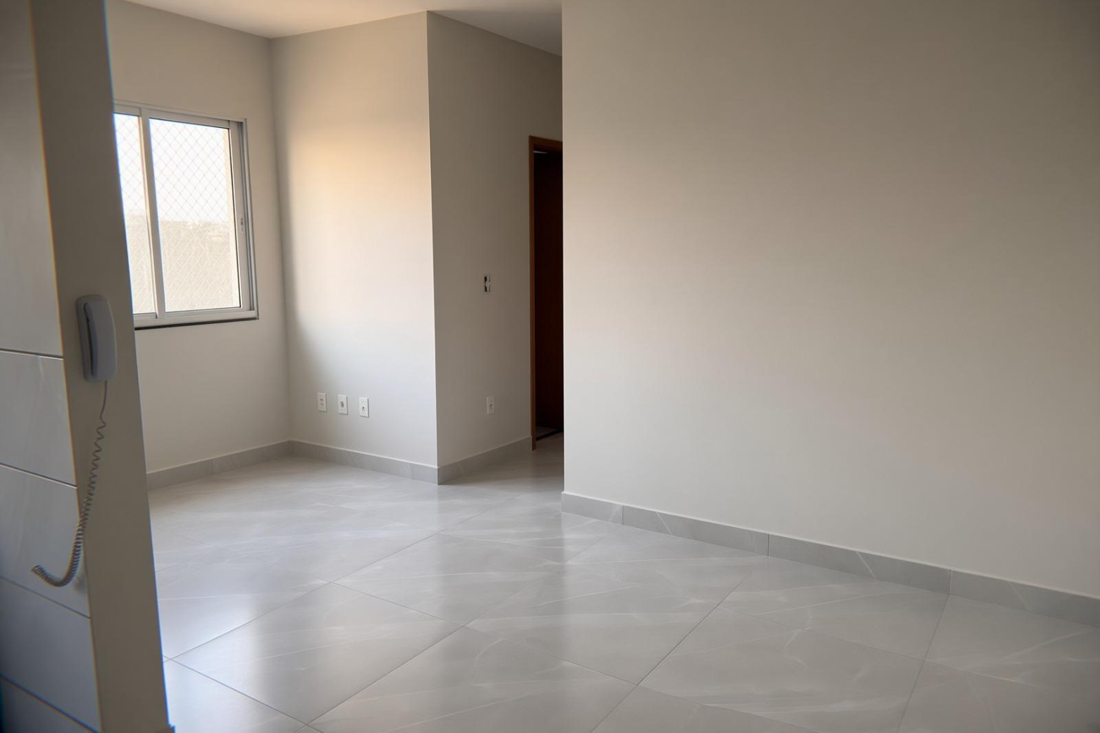 Apartamento à venda em Jardim Canaã, Uberlândia — foto principal