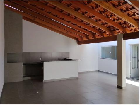 Casa à venda em Jardim Holanda, Uberlândia — foto principal