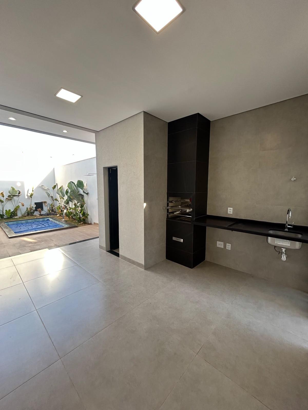 Casa à venda em Grand Ville, Uberlândia — foto principal
