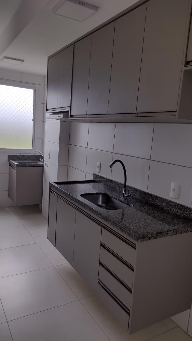 Apartamento à venda em Jardim Holanda, Uberlândia — foto principal