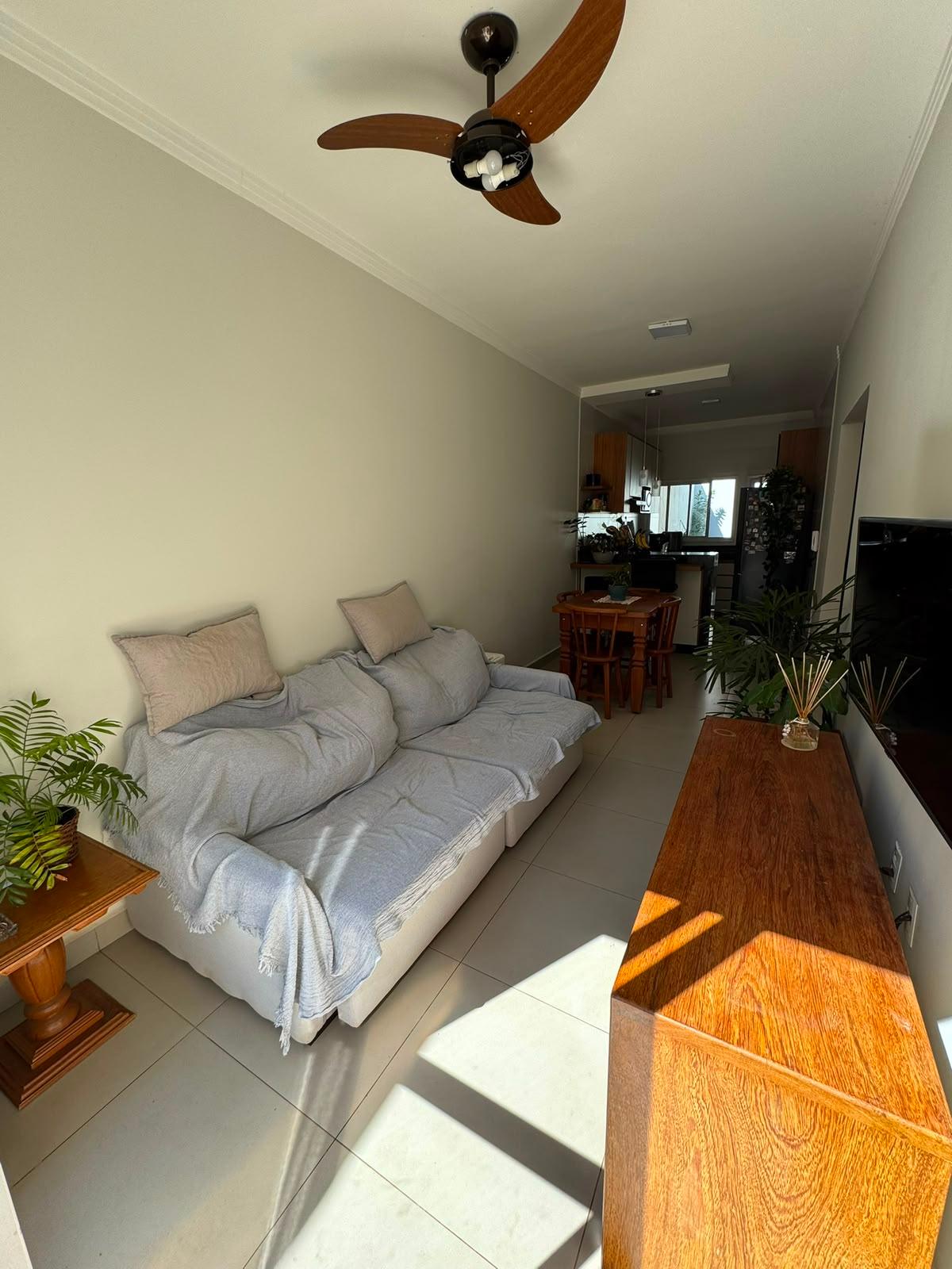 Casa à venda em Novo Mundo, Uberlândia — foto principal