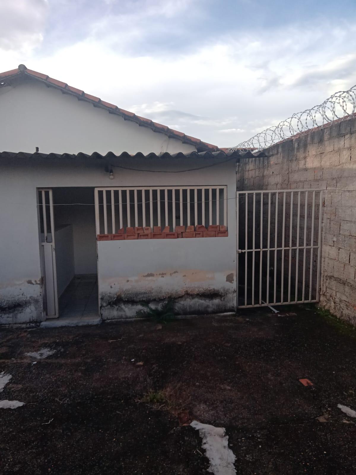 Casa à venda em Laranjeiras, Uberlândia — foto 2