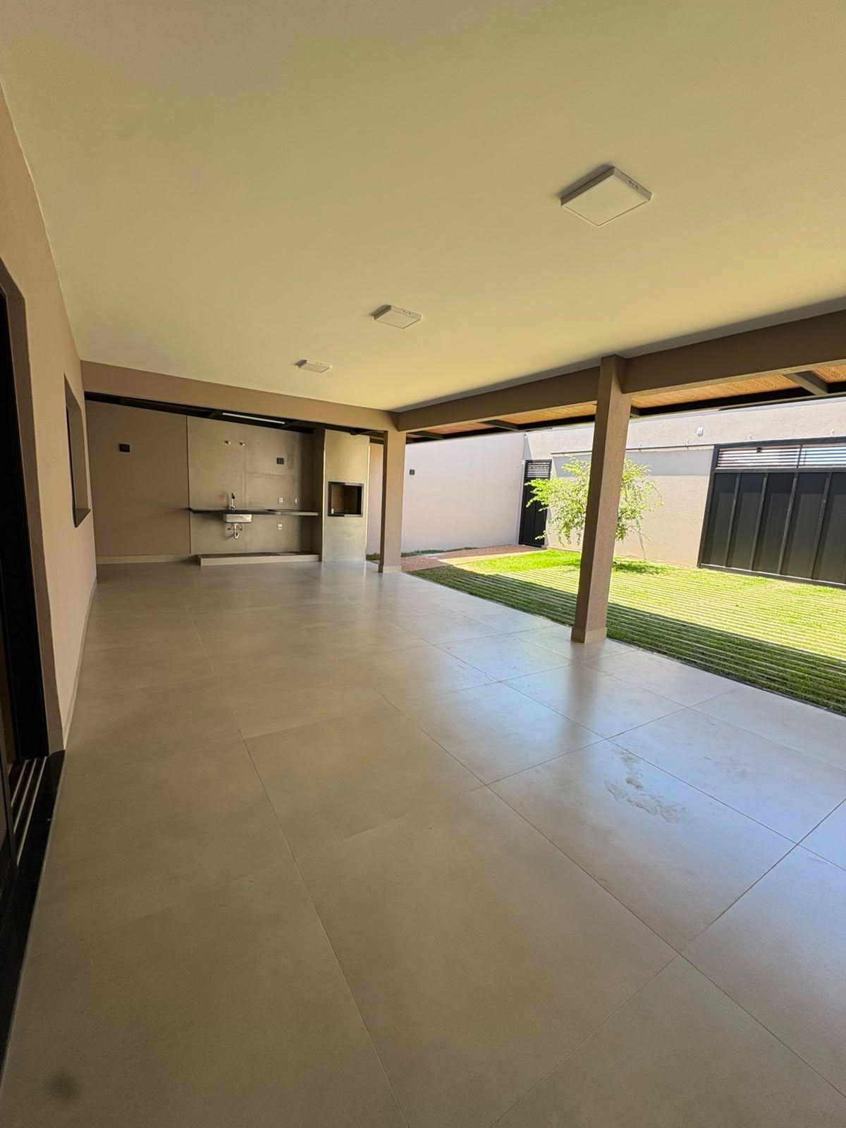 Casa à venda em Alto Umuarama, Uberlândia — foto principal