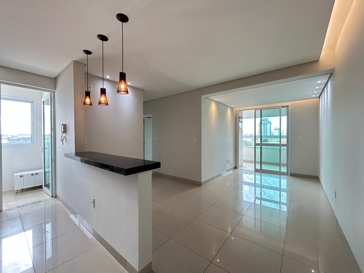 Apartamento à venda em Santa Mônica, Uberlândia — foto principal