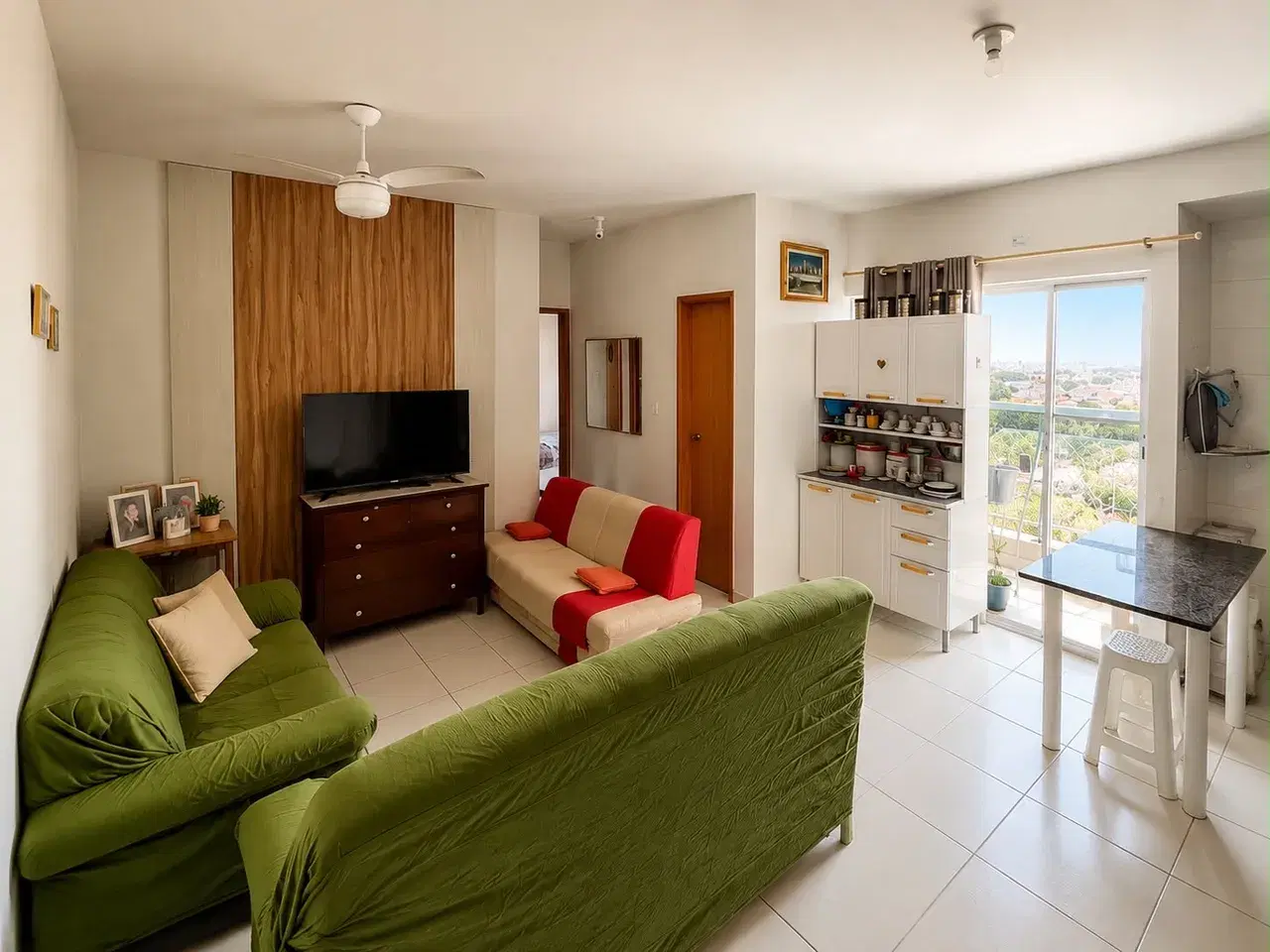 Apartamento à venda em Luizote de Freitas, Uberlândia — foto principal