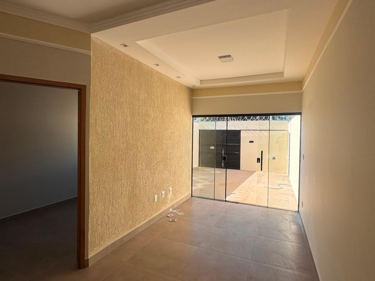Casa à venda em Jardim Canaã, Uberlândia — foto principal