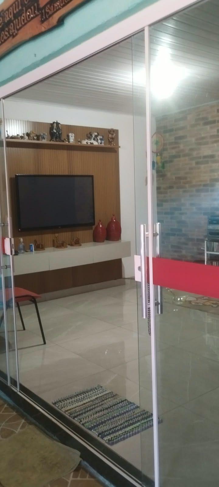 Casa à venda em Panorama, Uberlândia — foto principal