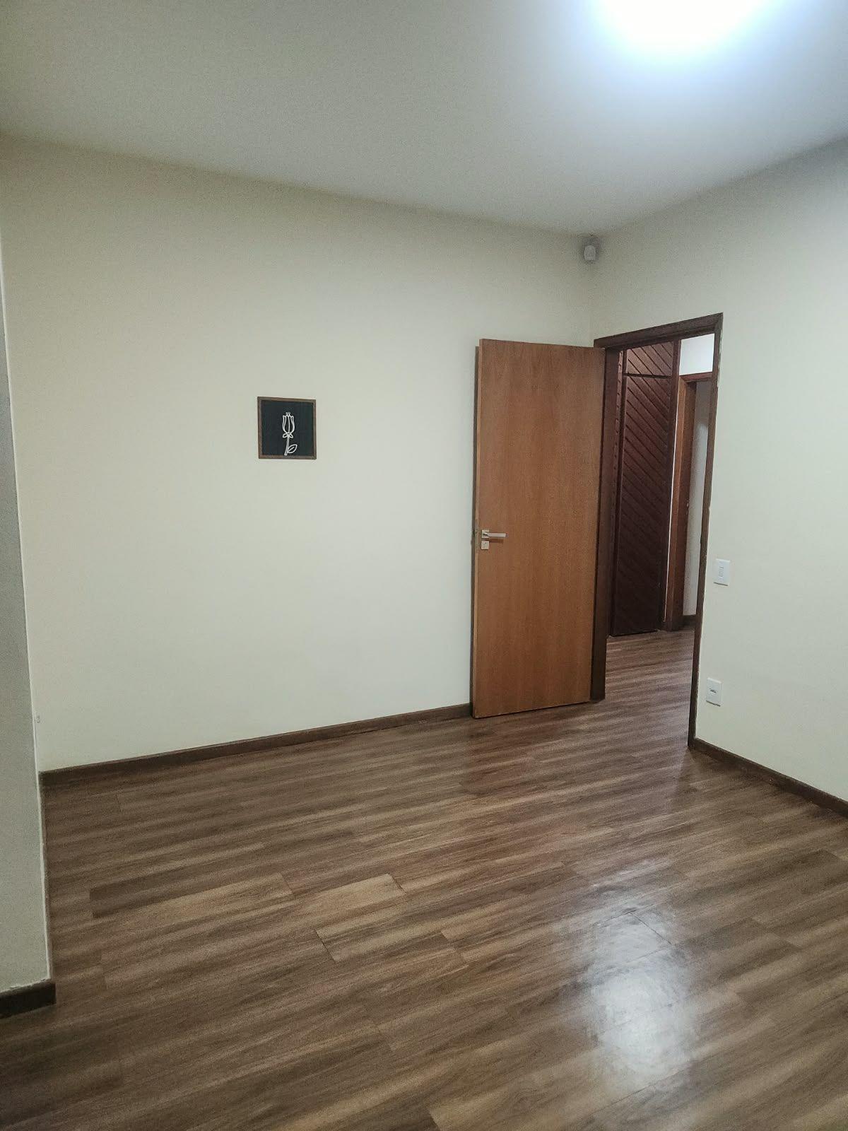 Casa à venda em Vigilato Pereira, Uberlândia — foto 3