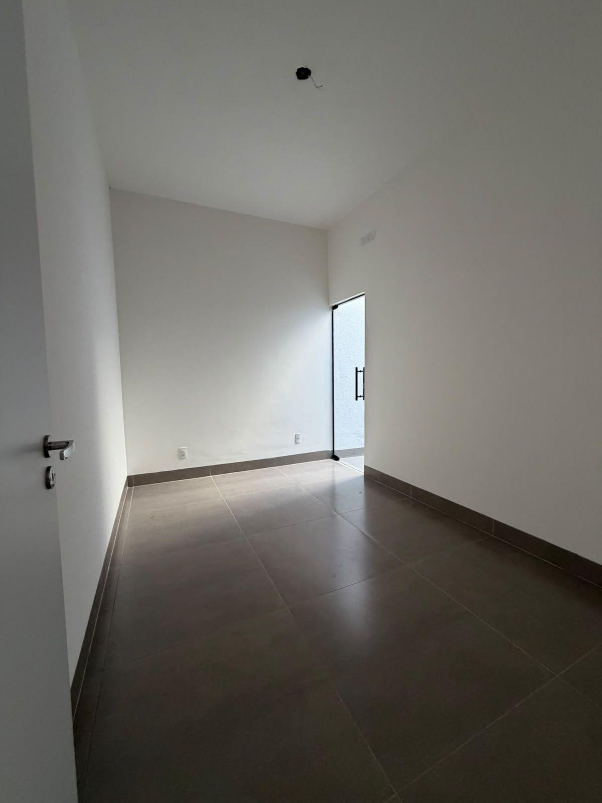 Casa à venda em Novo Mundo, Uberlândia — foto 2