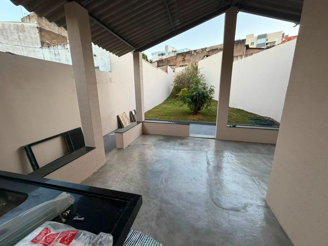 Casa à venda em Tubalina, Uberlândia — foto 2
