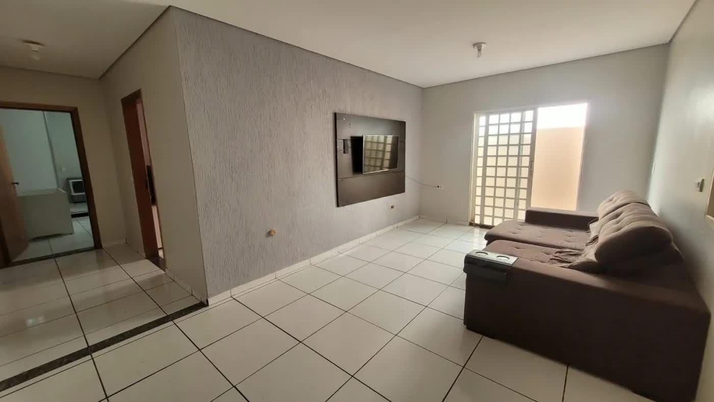 Casa à venda em Jardim Europa, Uberlândia — foto principal