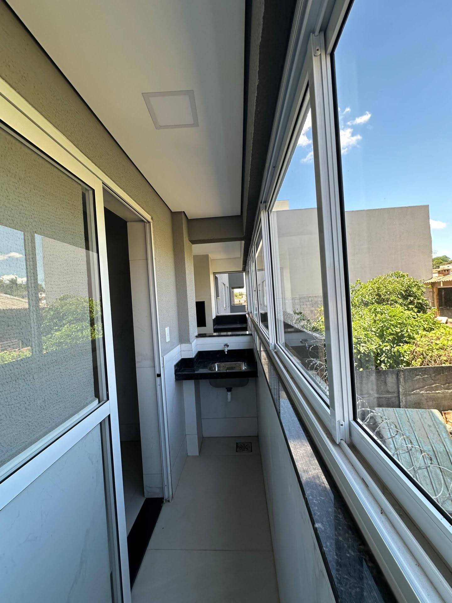 Apartamento padrão à venda em Copacabana, Uberlândia — foto 2